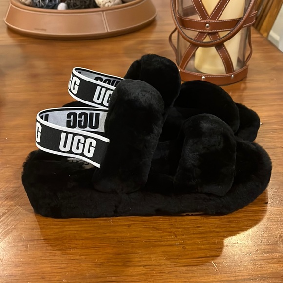 Ugg Australia Oh Yeah sandals slides shoes  black new Women’s size 7 - Picture 3 of 16